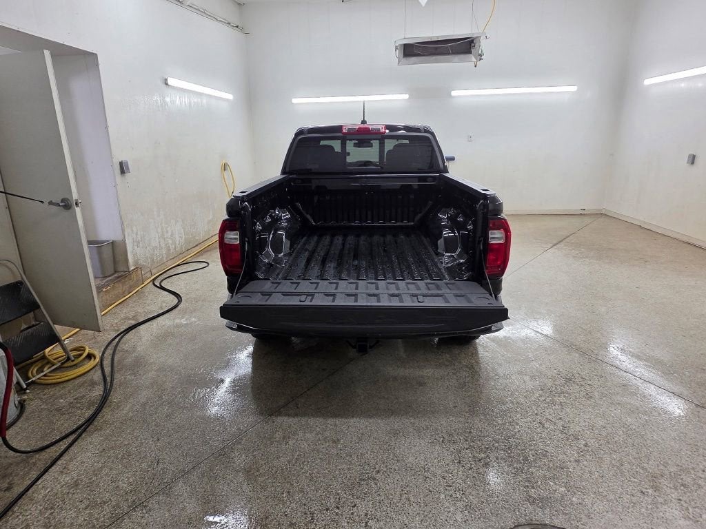 2026 GMC Canyon — detail view
